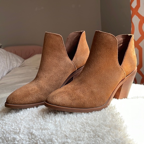 Steve Madden Shoes - Steve Madden Booties